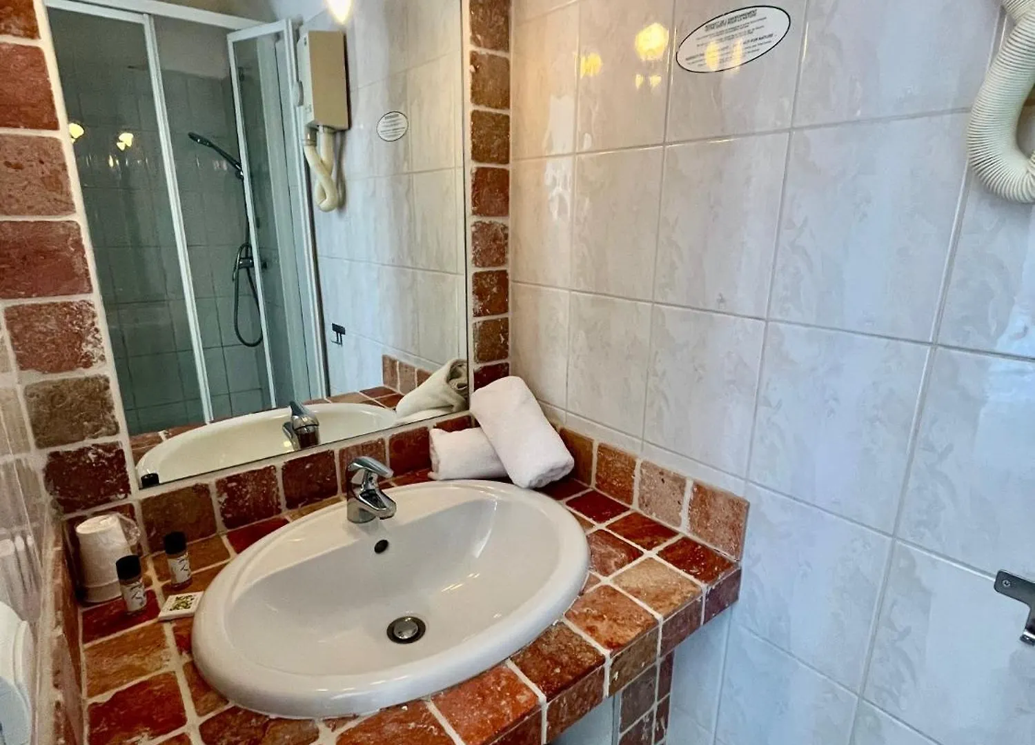 Le Beau Sejour Hotel Saint-Raphael  3*, Saint-Raphael (Var)